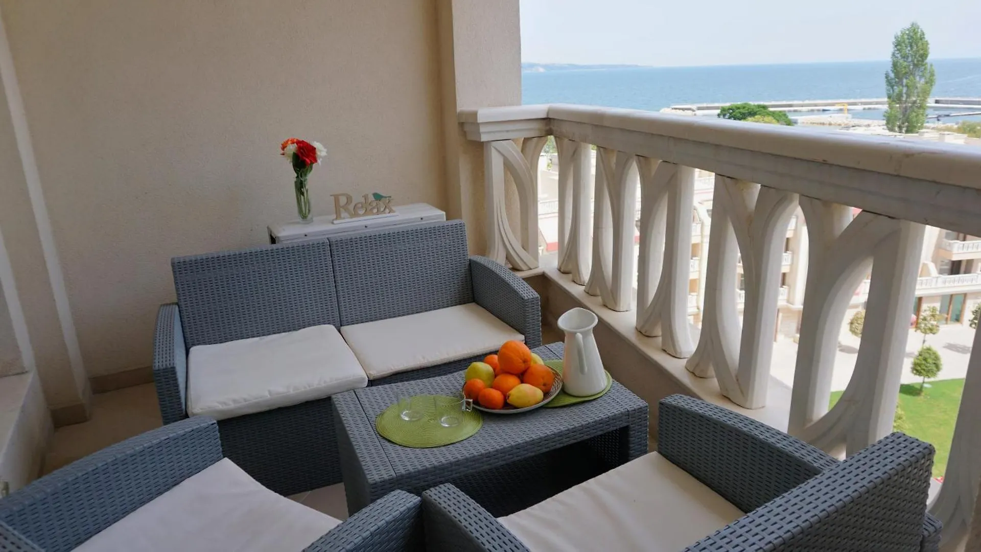 Апартаменти Варна Саут на плажа - Varna South Apartments on the beach Болгария
