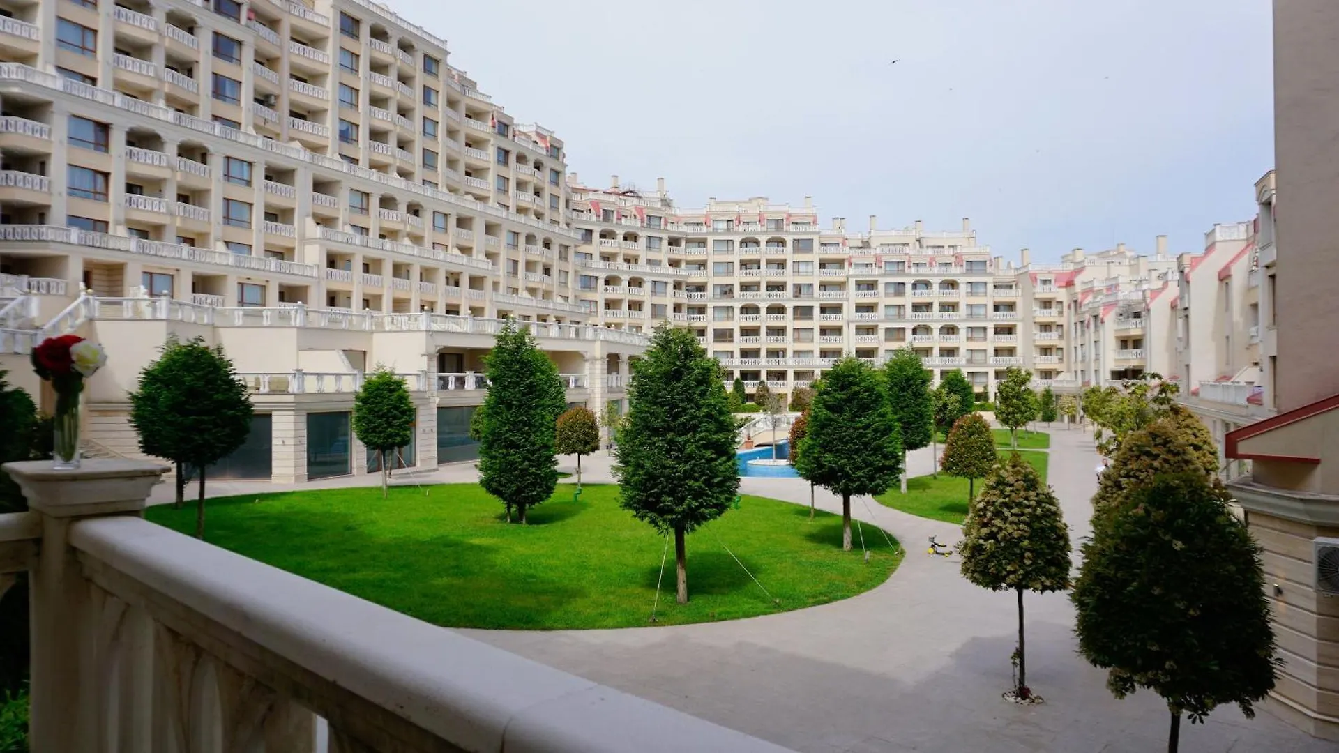 Апартаменти Варна Саут на плажа - Varna South Apartments on the beach 0*,  Болгария