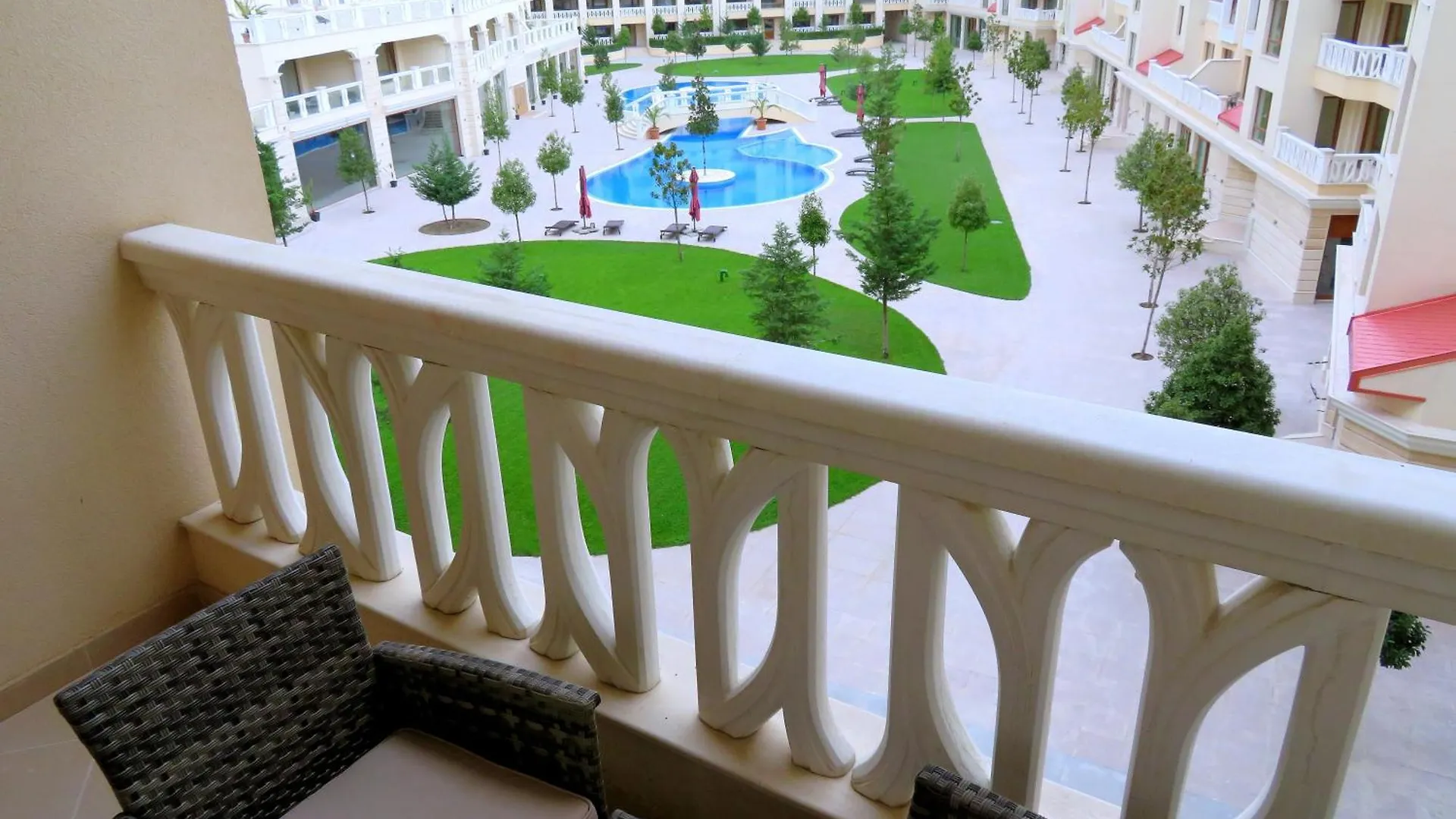 Апартаменти Варна Саут на плажа - Varna South Apartments on the beach 0*,